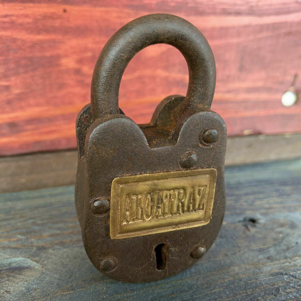 Alcatraz Prison Working Cast Iron Lock W/ 2 Keys W/ Rusty Antique Finish