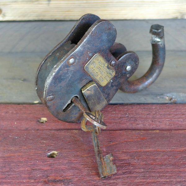 Alcatraz San Francisco Death Row 3" x 5" Cast Iron Lock & Keys, Antique Finish