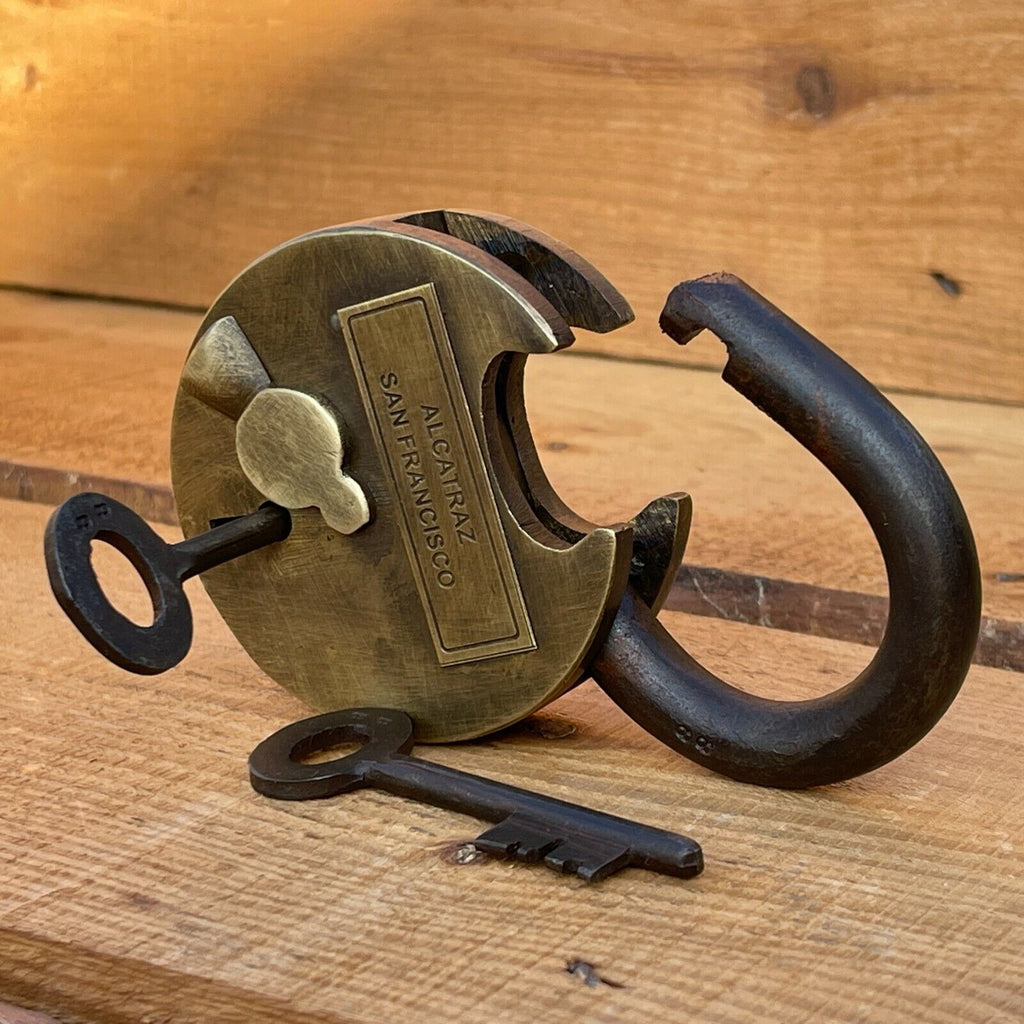 Alcatraz Lock Alcatraz San Francisco Prisoner Transfer Lock, Brass Lock W/ Two Keys ...