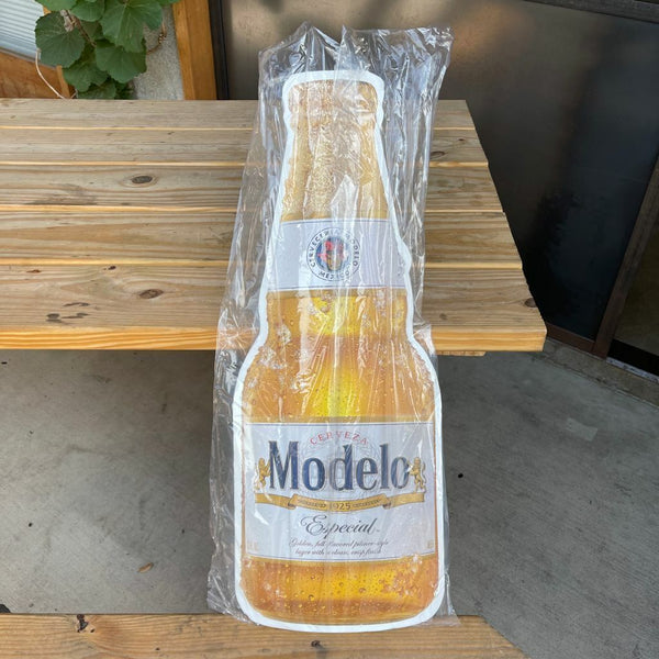 Modelo Bottle Embossed Tin