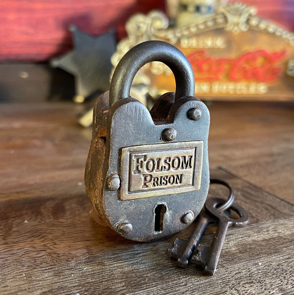 Folsom Prison Cast Iron Lock With 2 Keys Works Perfectly- Free Ship! Padlock