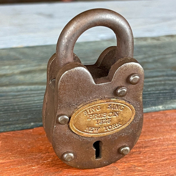 Sing Sing Prison 1825 New York Gate Lock W/ 2 Working Keys & Antique Finish 