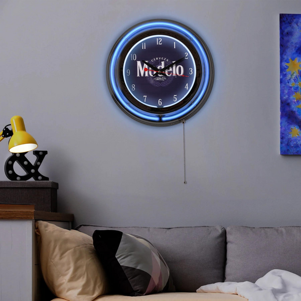 Modelo Retro Neon Clock 15" Round Design Flashing or Static Blue Light