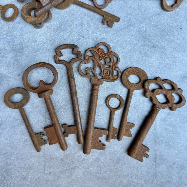 Antique Style 19th Century Iron Skeleton Keys Vintage Reproduction - Lot Of 10