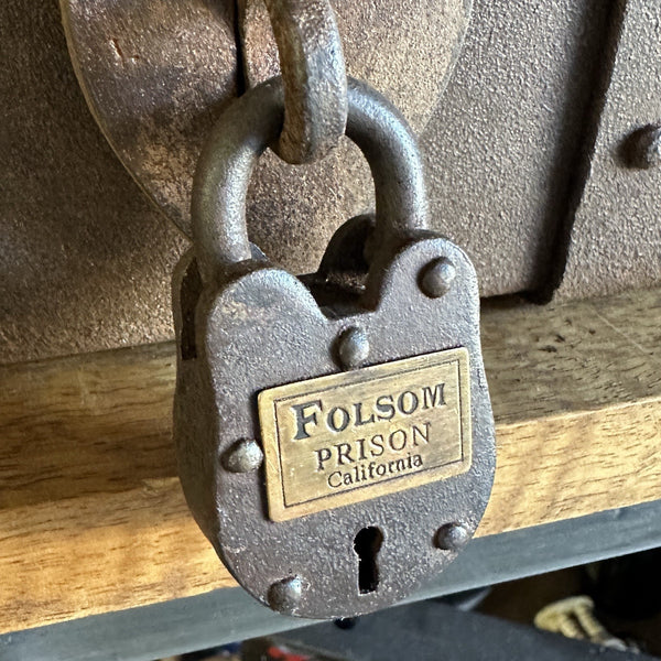 Folsom Prison California Cast Iron Gate Lock With 2 Keys Antique Style Decor