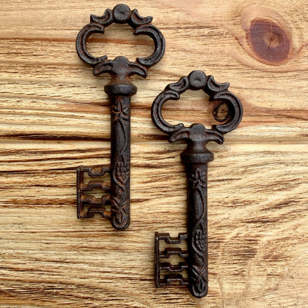 Victorian Mansion Keys Set of 2 Cast Iron 4" Antique Style Home Decor