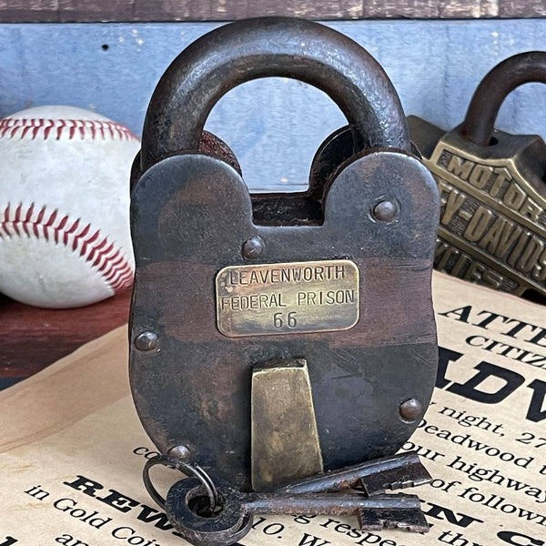 Leavenworth Federal Prison Cast Iron Lock & Keys