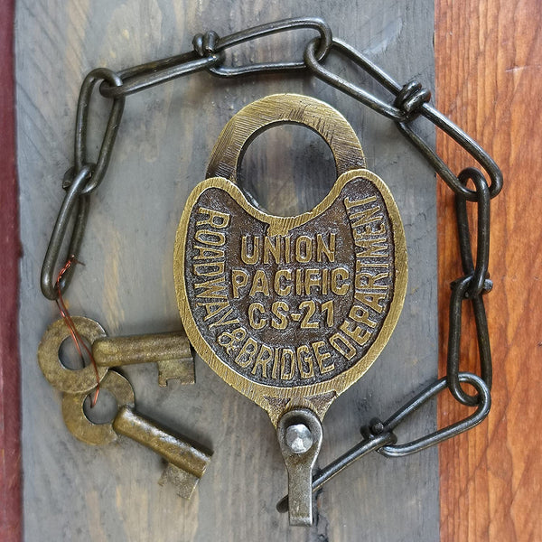 Union Pacific Railroad Roadway & Bridge Department CS-21 Solid Brass Working Lock With Keys