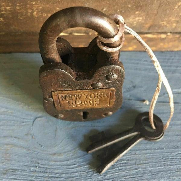 New York Insane Asylum Cast Iron Working Lock With Brass Tag & Keys