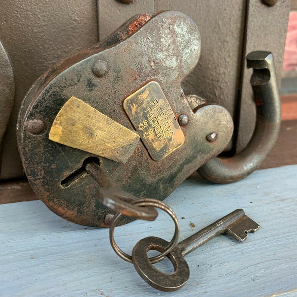 Colt Firearms Factory Cast Iron Working Iron Lock With Keys